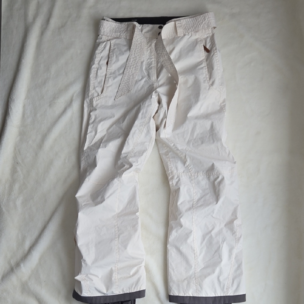 Columbia convert boardwear size S white snowpants